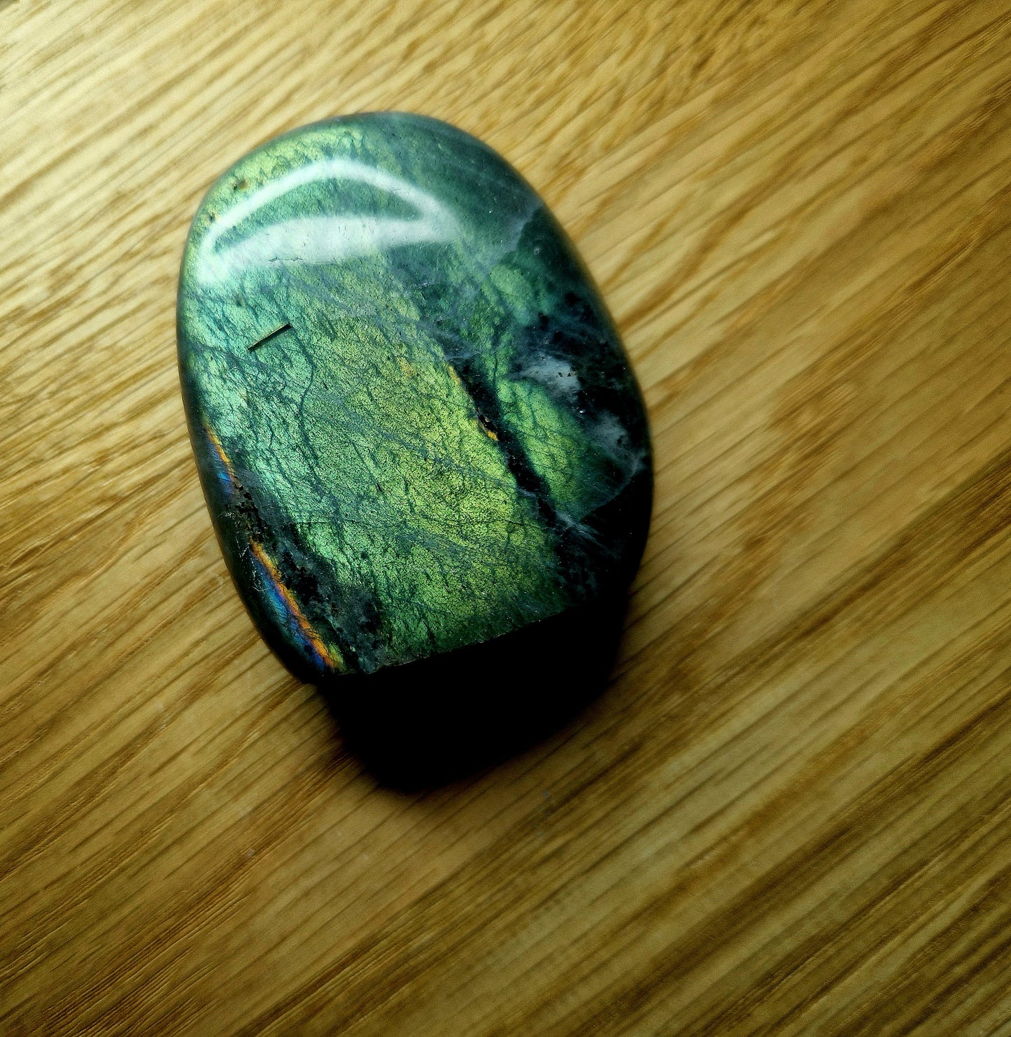 Labradorit Freiform – Intuition, Schutz & Transformationz