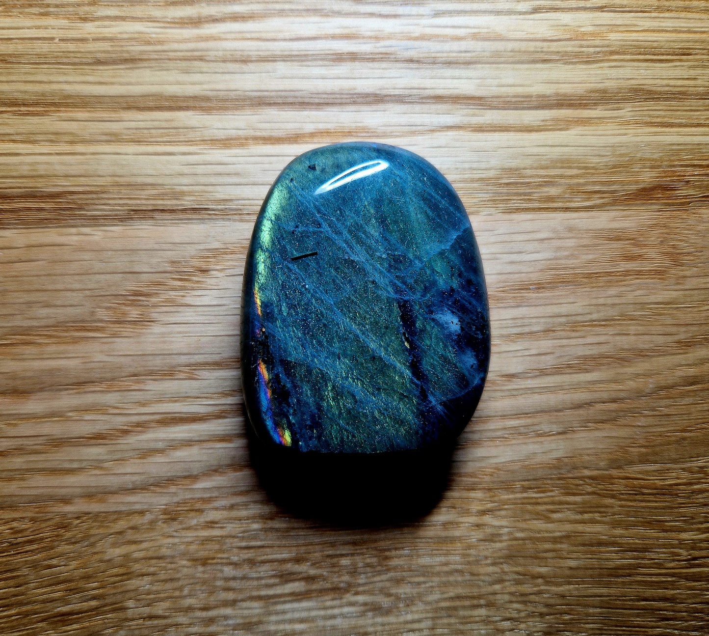 Labradorit Freiform – Intuition, Schutz & Transformationz
