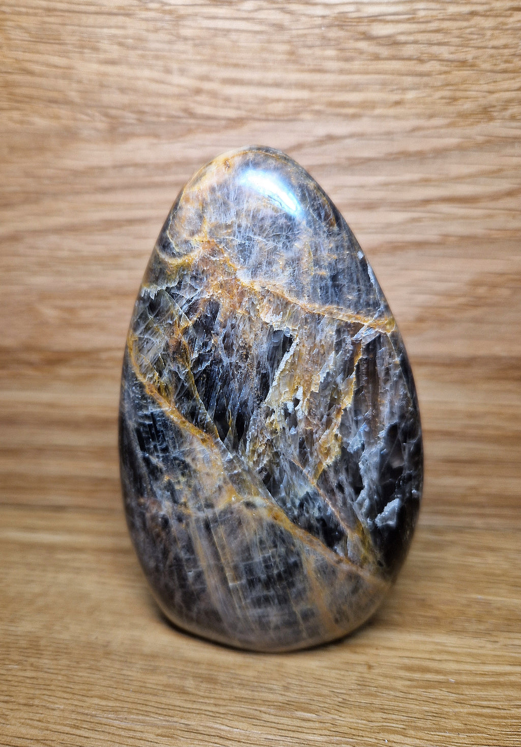 Schwarzer Mondstein Freiform – Schutz, Intuition & emotionale Tiefe