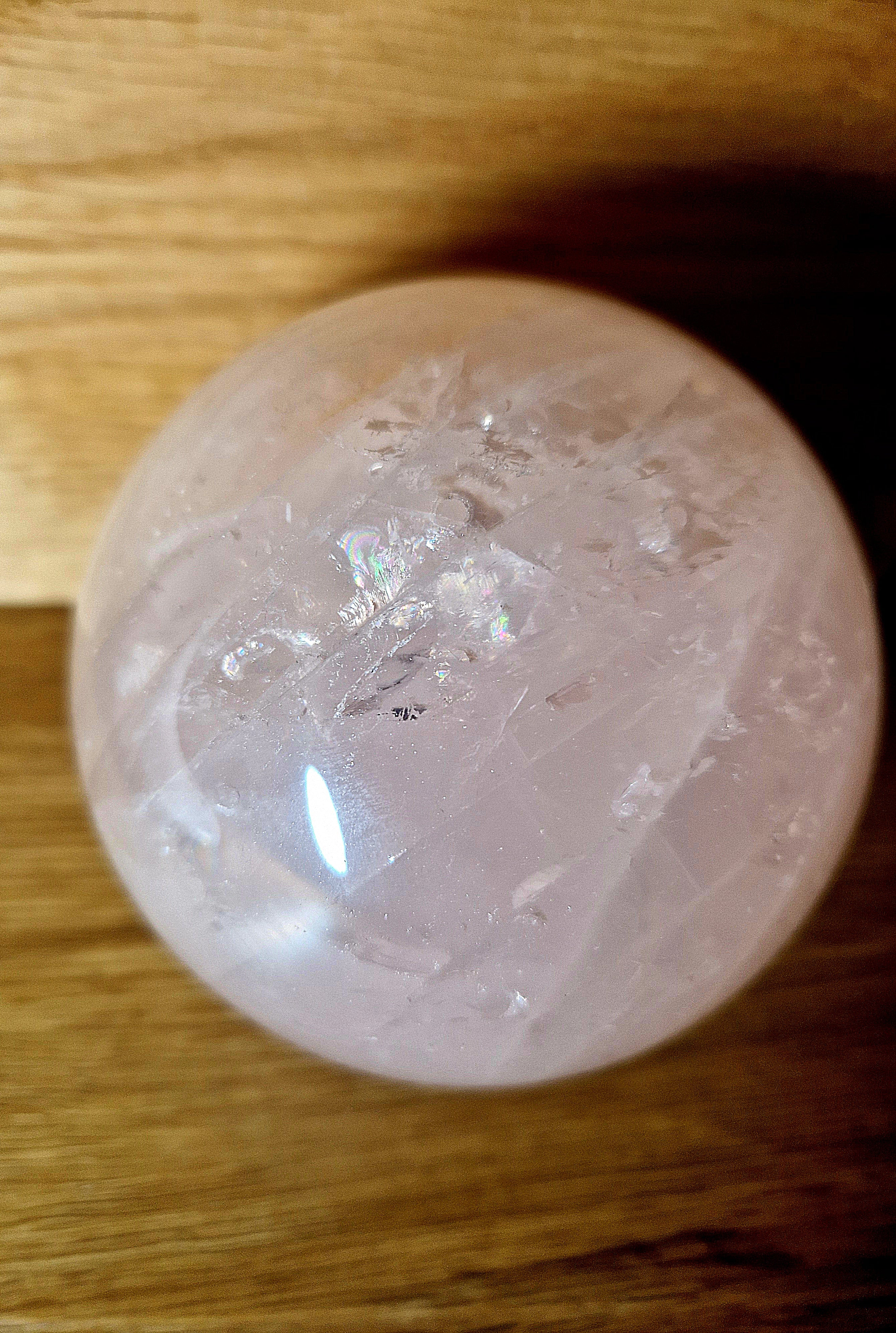 Rosenquarz Kugel – Stein der Liebe & Harmonie