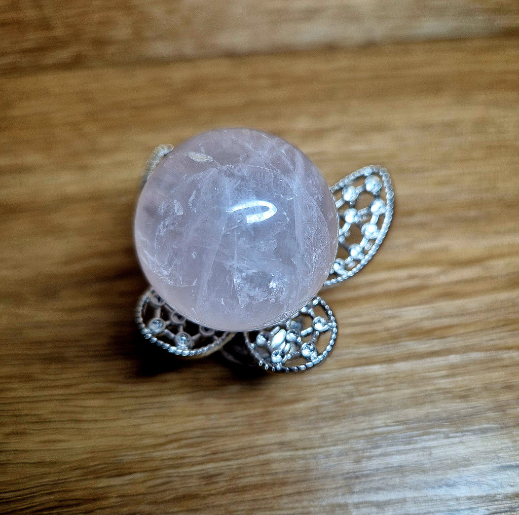 Krogla rožnatega kremena – kamen ljubezni in harmonije