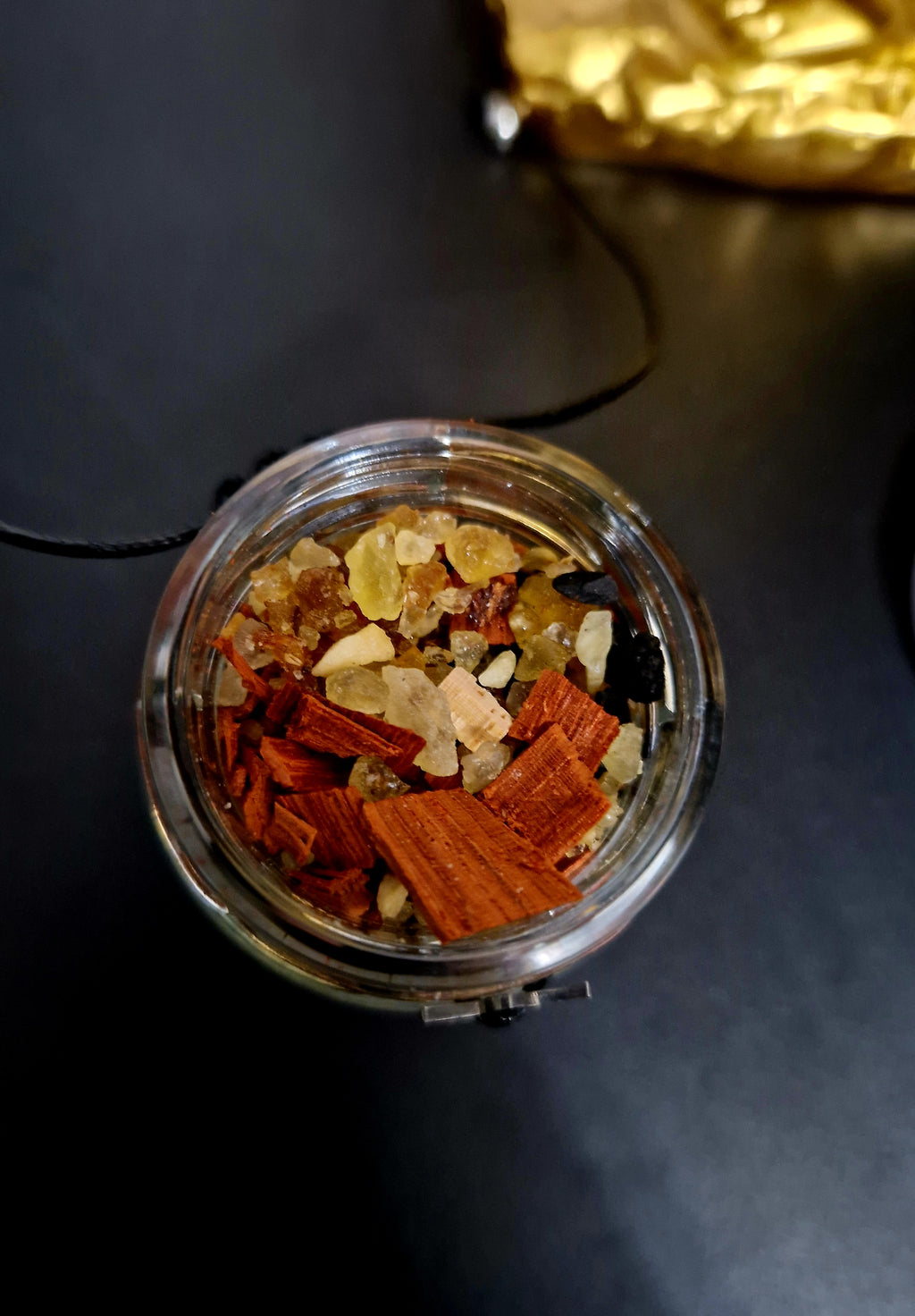 Natur-Räuchermischung für innere Ruhe & Meditation – Harmony-Harze | 40g