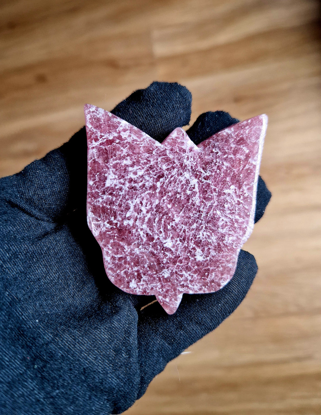 Farfalla di quarzo fragola – Compagna che apre il cuore, piena di energia luminosa