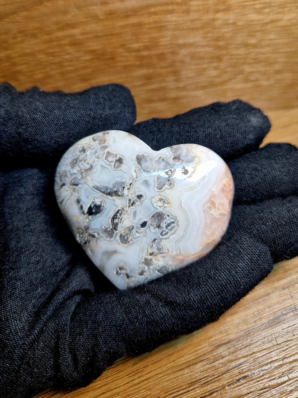 Cuore in agata Crazy Lace – 60 g – Fascia multicolore – Cuore in pietra naturale unico