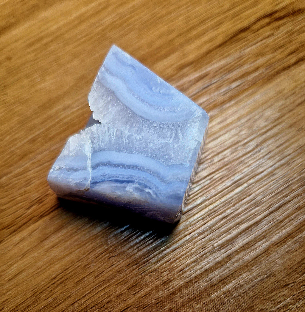 Blauer Chalcedon mit natürlicher Druse – Namibia – 73 g