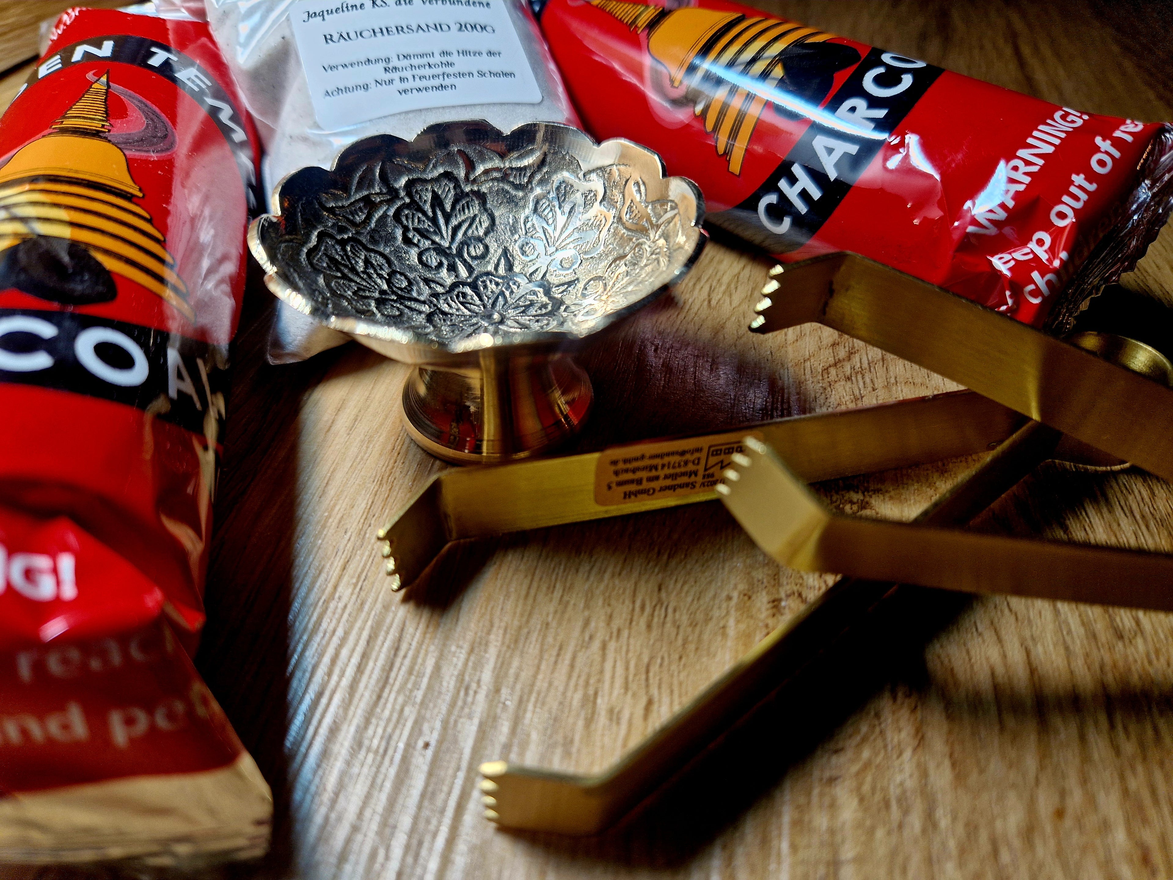 Goldenes Räucher-Komplettset – Messingschale, 2 Zangen, 33 mm Kohle & Sand