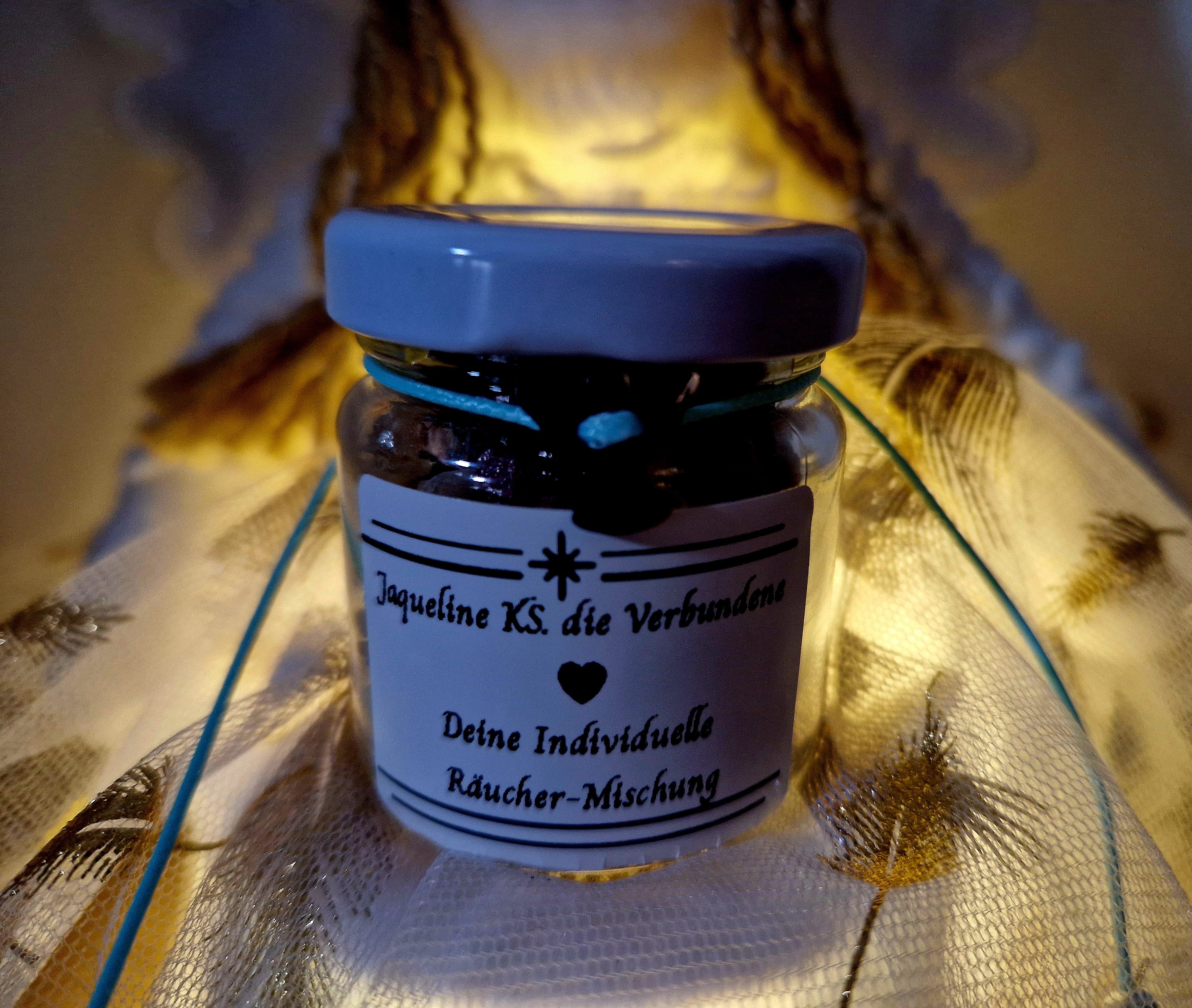 Deine Individuelle Räuchermischung – energetisch für dich eingespürt im 53ml Glas