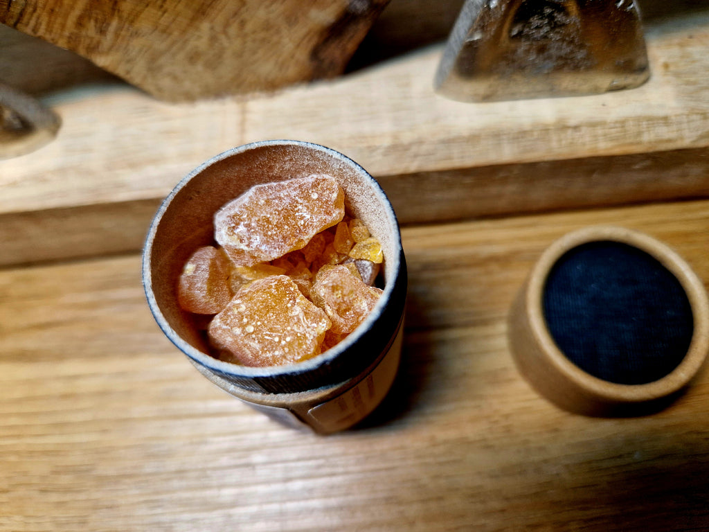 Fichtenharz – klare Waldkraft & schützende Reinigung