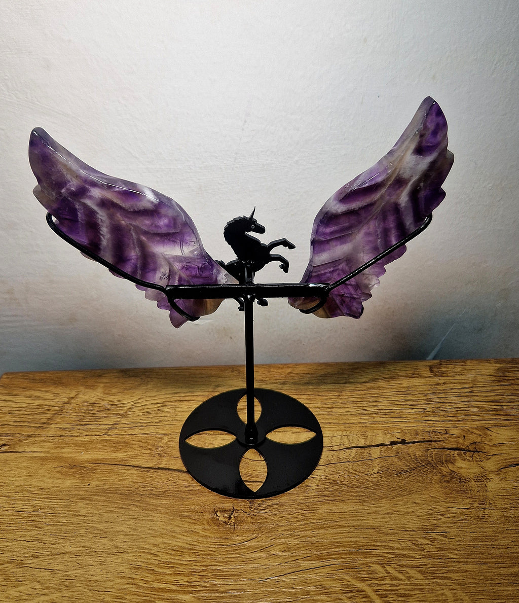 Geflügeltes Einhorn mit Amethyst-Flügeln – B-Ware / Einzelstück