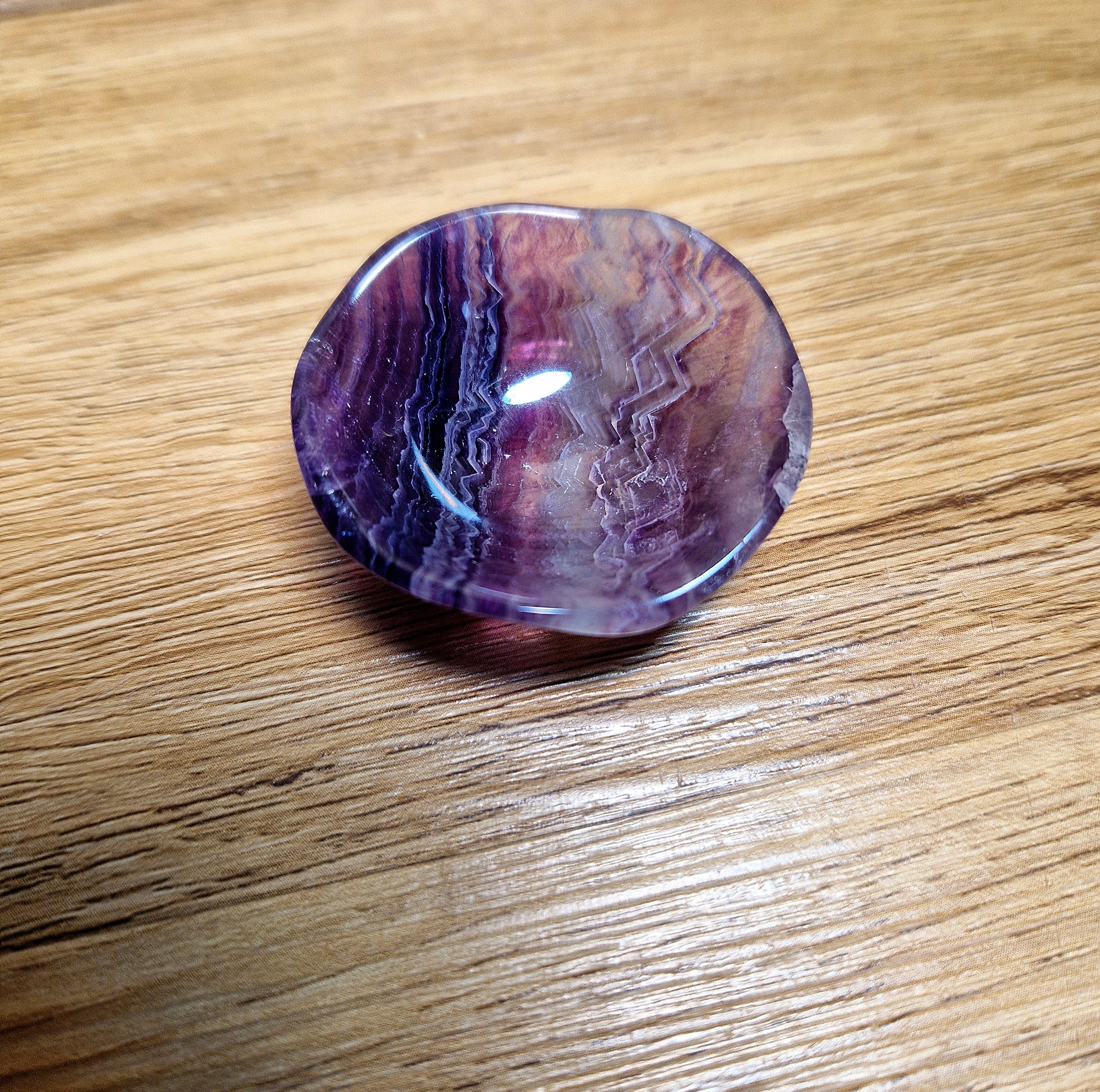 Regenbogenfluorit Schälchen – edles Unikat für Kugeln & Rituale