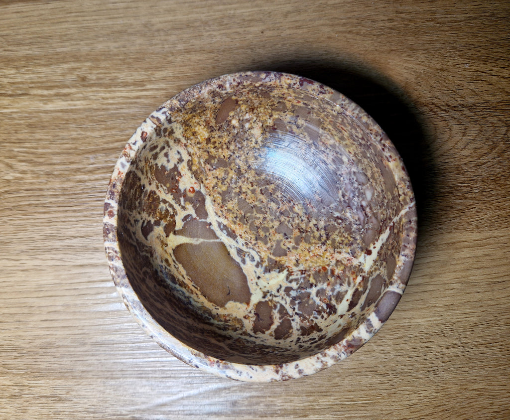 Handgefertigte Speckstein Räucherschale aus Indien  – ein Stück gelebte Ritualkultur