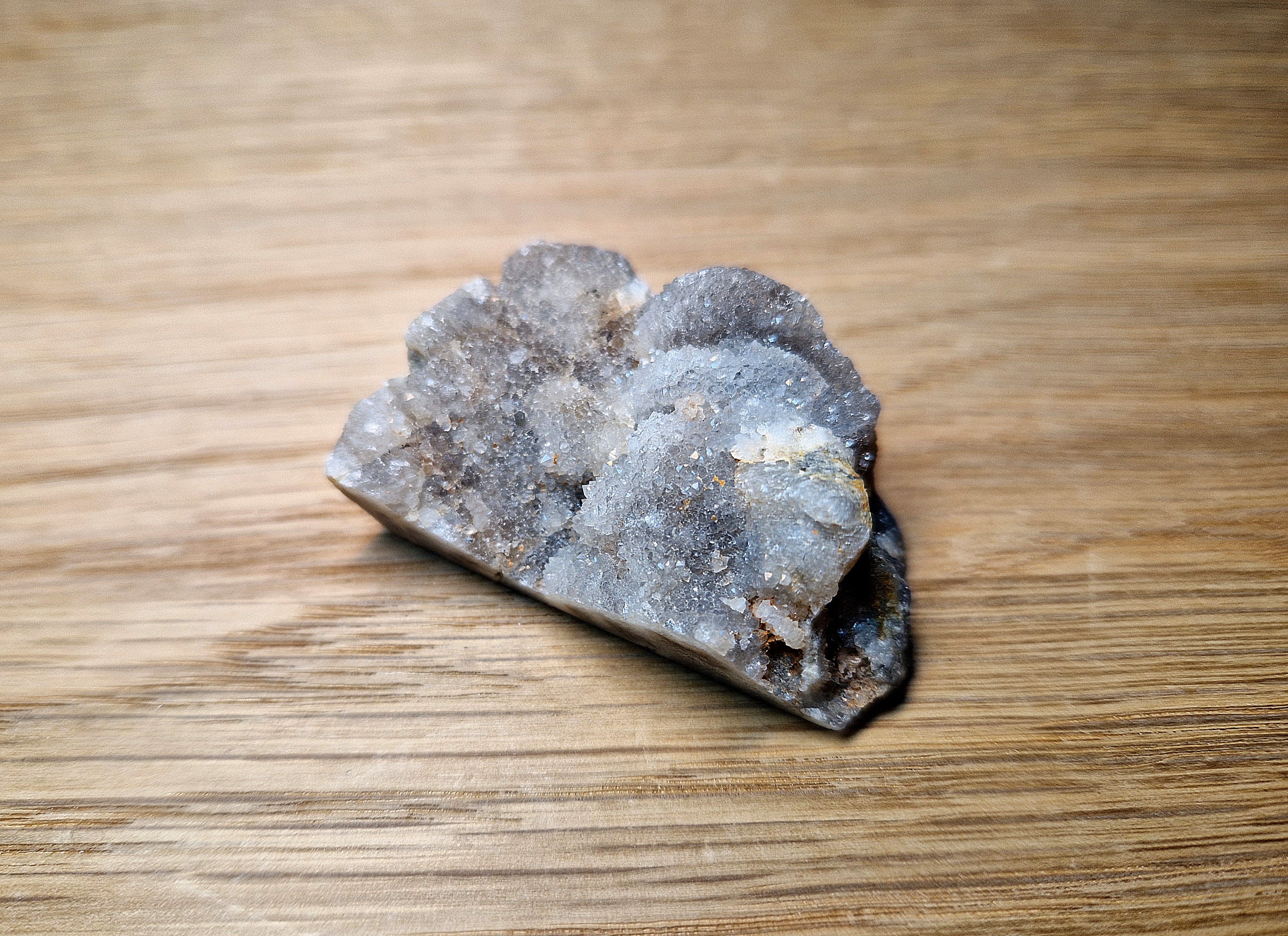 Chalcedon mit Quarz-Druse – Rohstein ca. 36 g