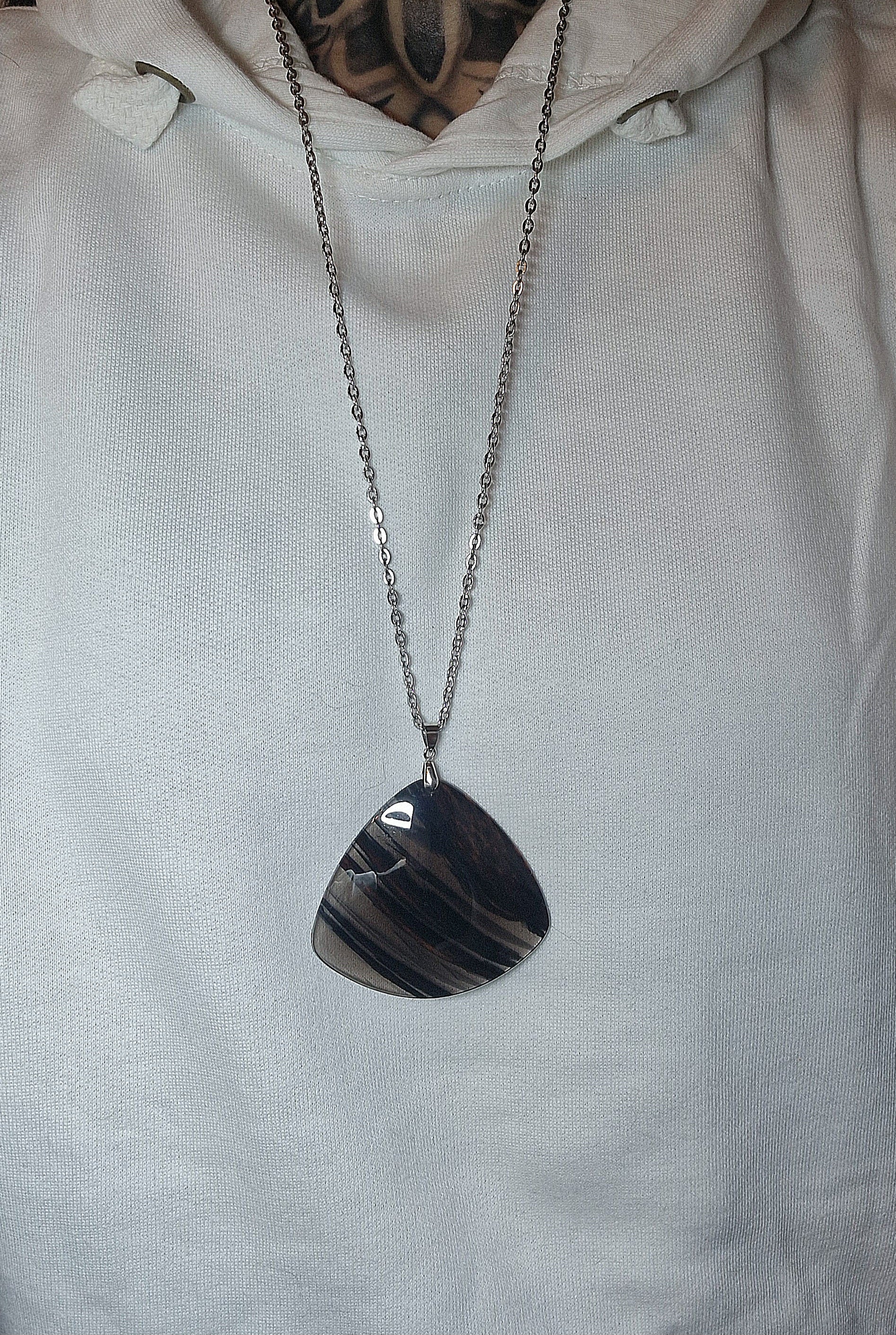 Ciondolo in apatite con occhiello in argento 925: ispirazione, motivazione e serenità interiore