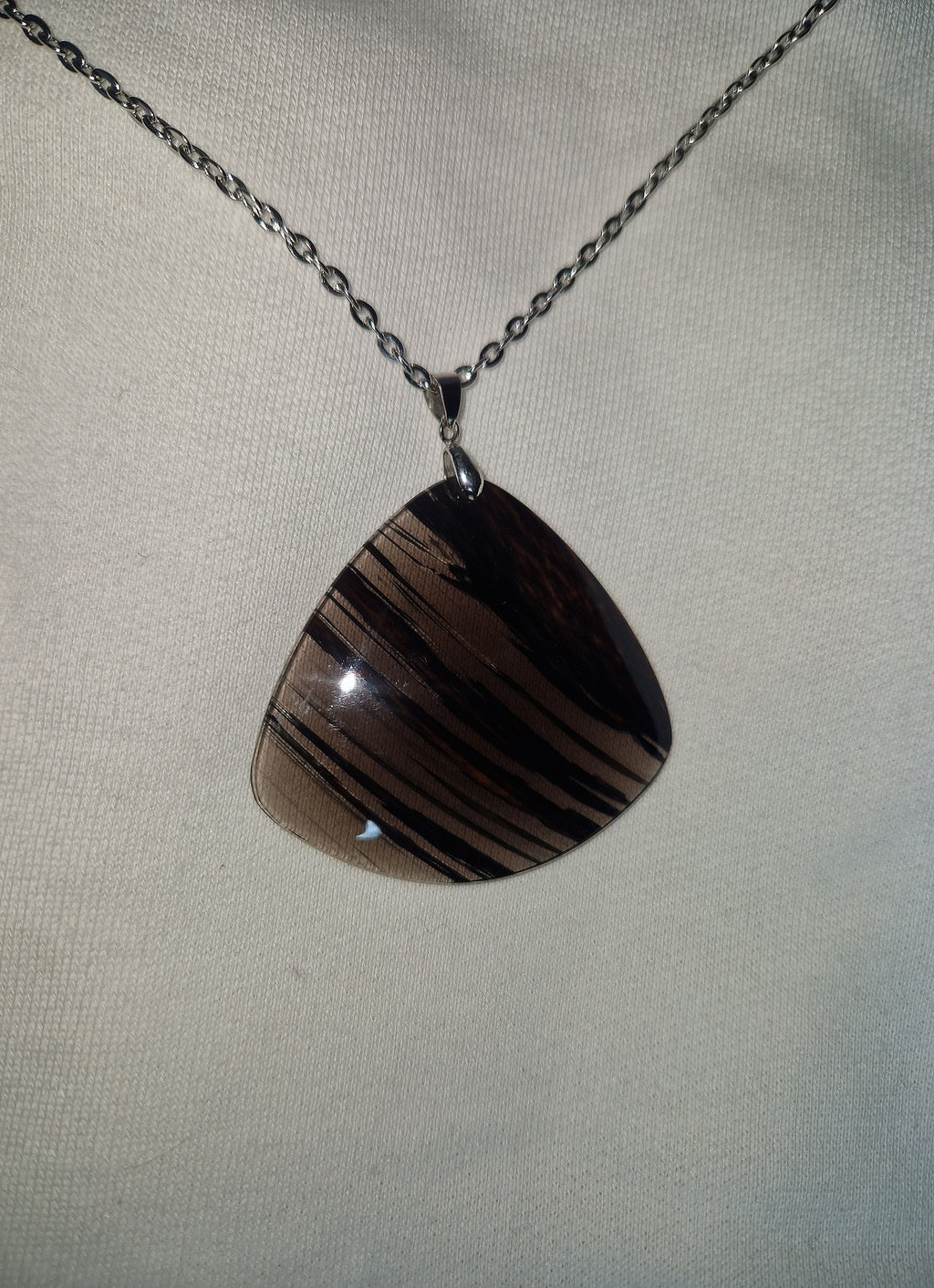 Ciondolo in apatite con occhiello in argento 925: ispirazione, motivazione e serenità interiore