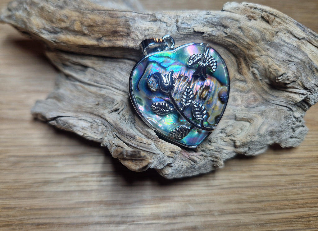 Ciondolo in apatite con occhiello in argento 925: ispirazione, motivazione e serenità interiore