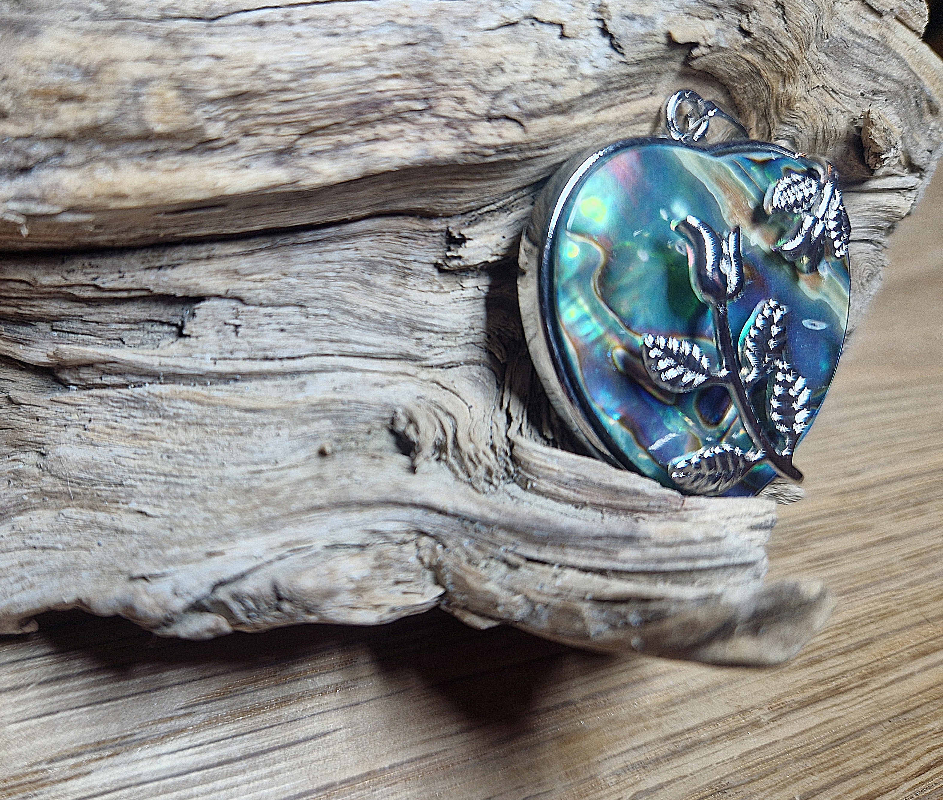 Ciondolo in apatite con occhiello in argento 925: ispirazione, motivazione e serenità interiore