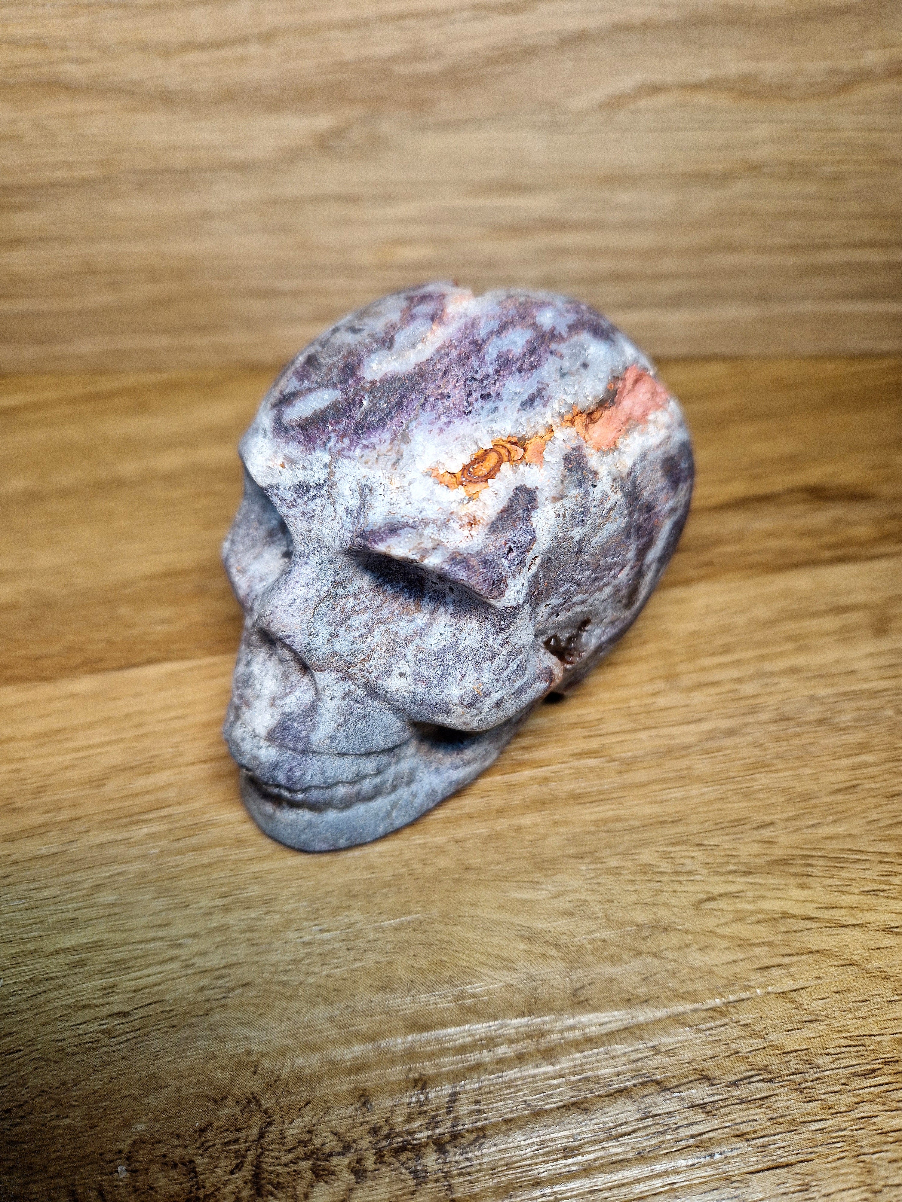 Achat / Chalcedon Kristallschädel mit Druse – Naturstein Einzelstück