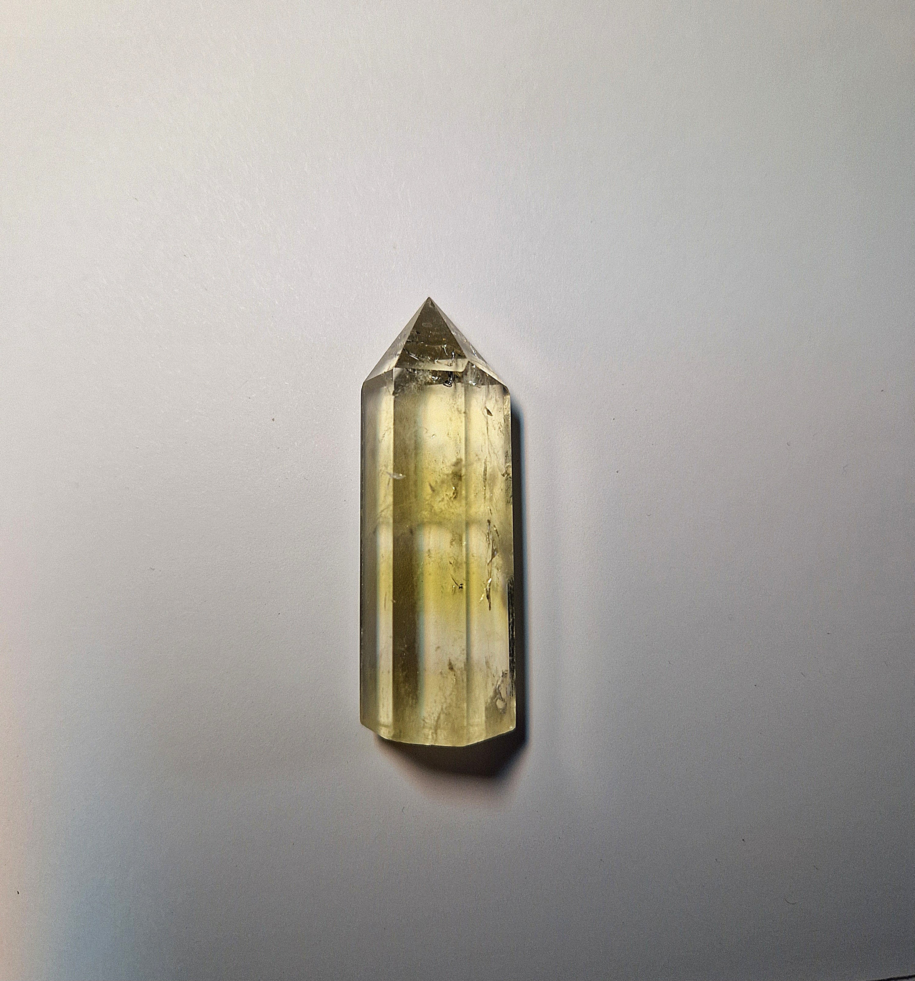 ✨ Golden Healer Quarz – natürlicher Kristall mit goldener Energie ✨