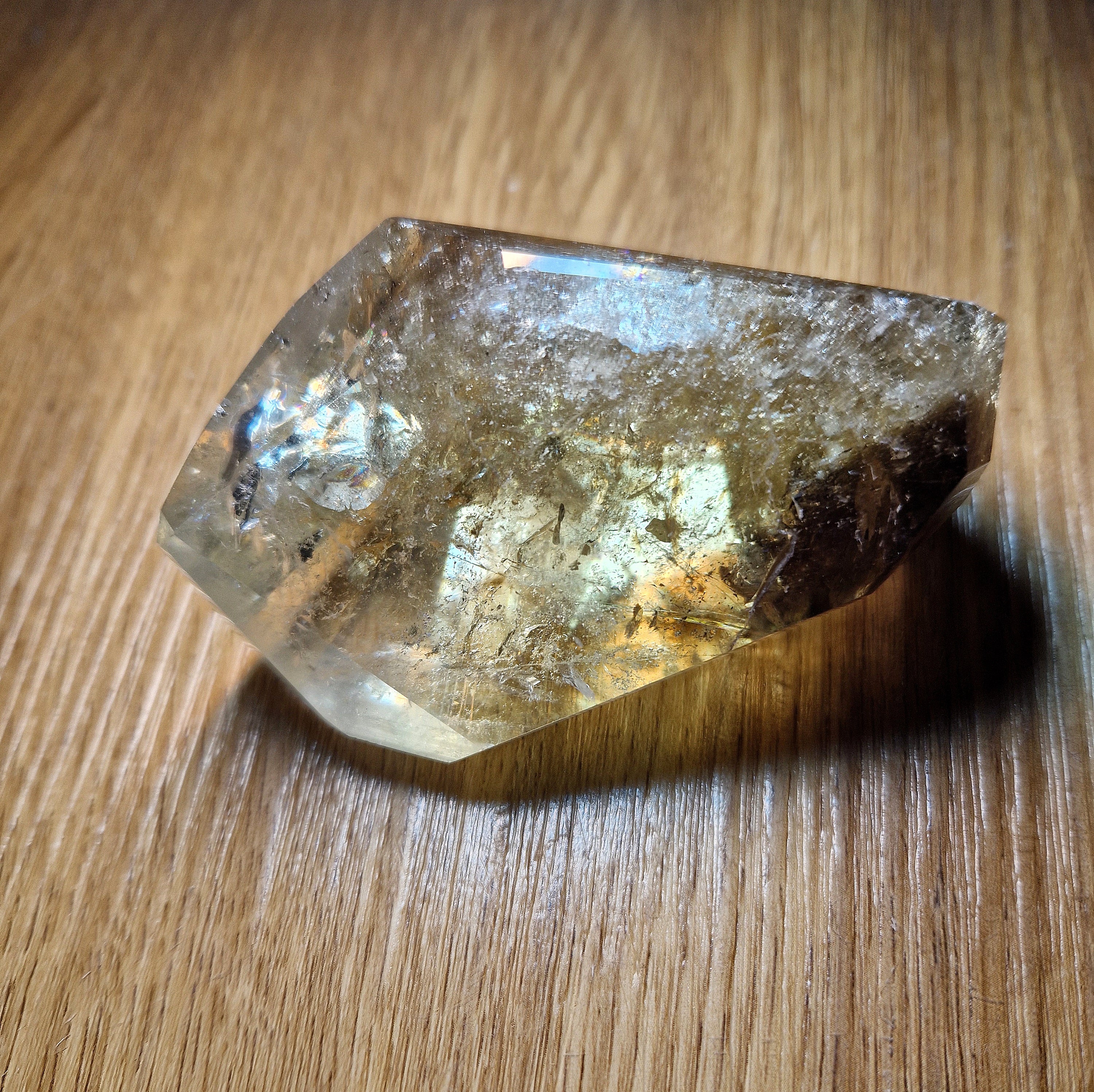 ✨ Golden Healer Quarz Spitze mit funkelnder Druse ✨