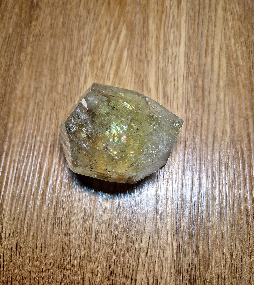 ✨ Golden Healer Quarz – kraftvolles Unikat mit warmen Goldnuancen ✨
