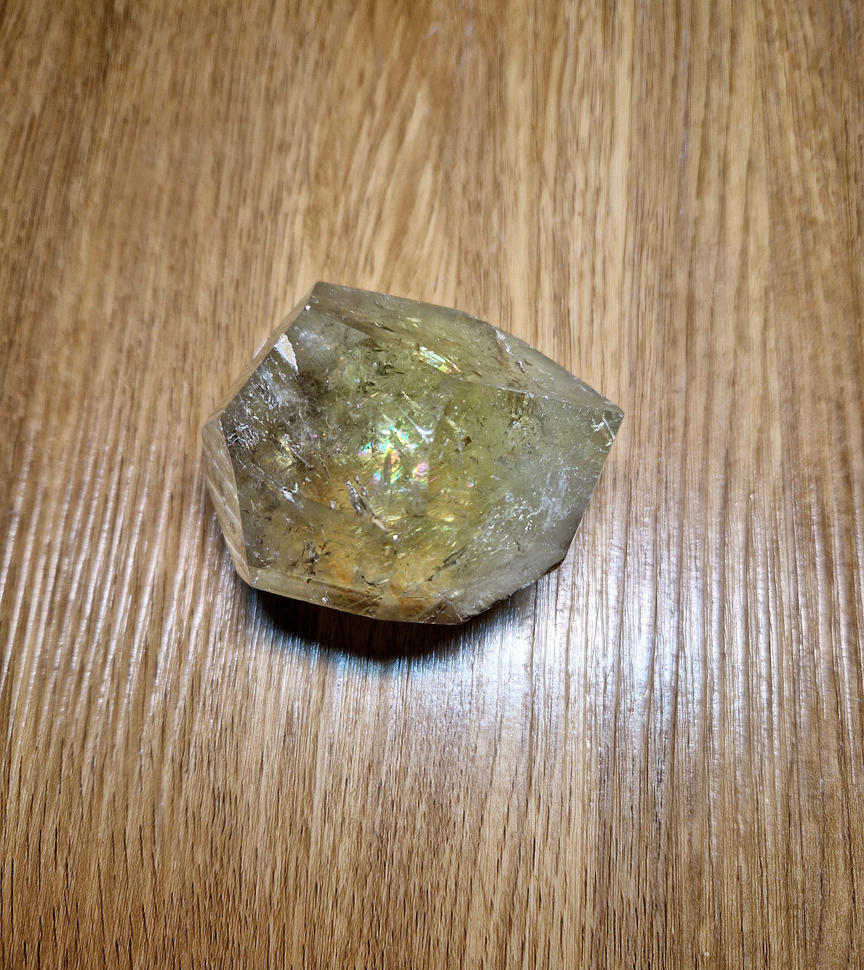 ✨ Golden Healer Quarz – kraftvolles Unikat mit warmen Goldnuancen ✨