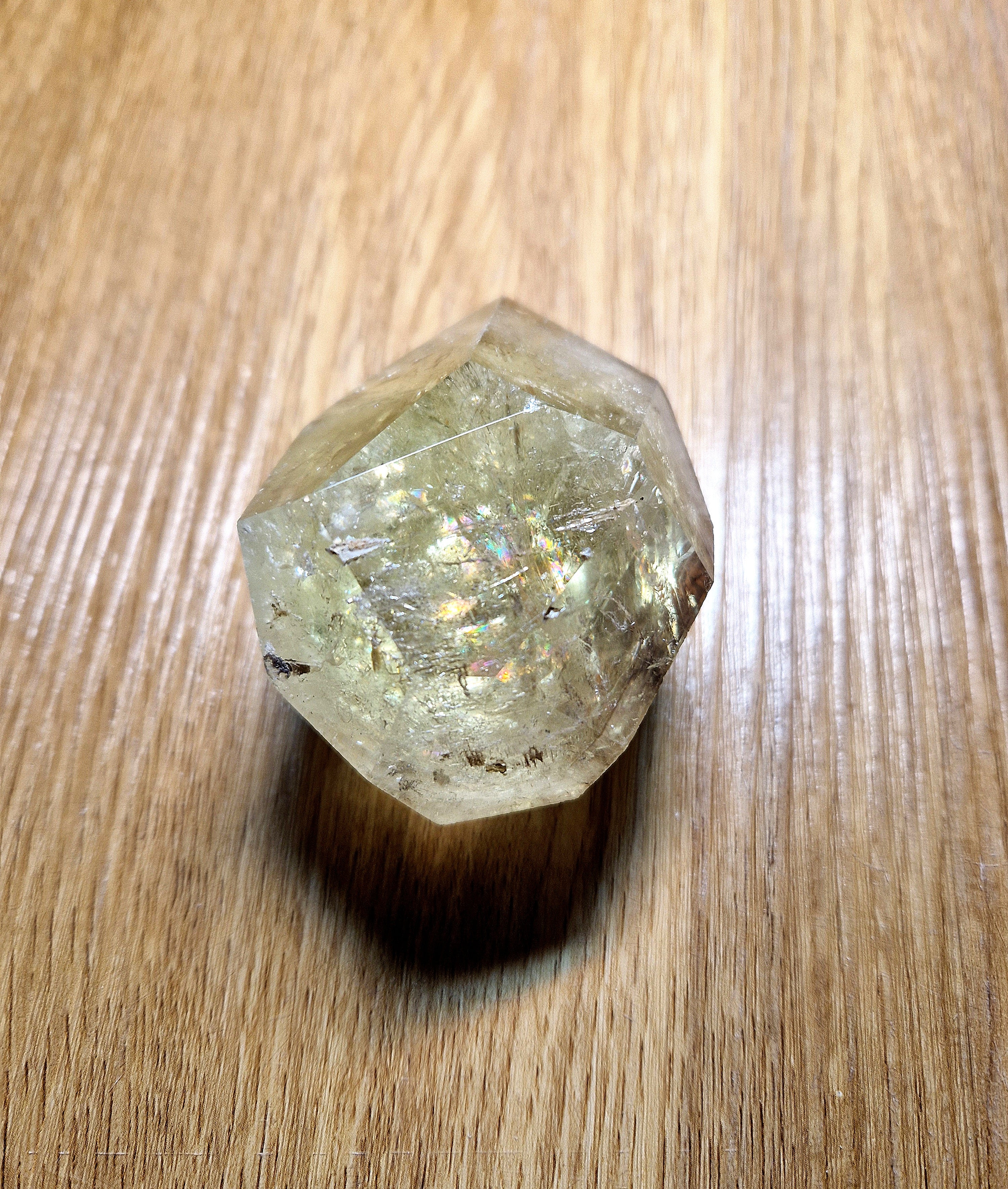 ✨ Golden Healer Quarz – kraftvolles Unikat mit warmen Goldnuancen ✨