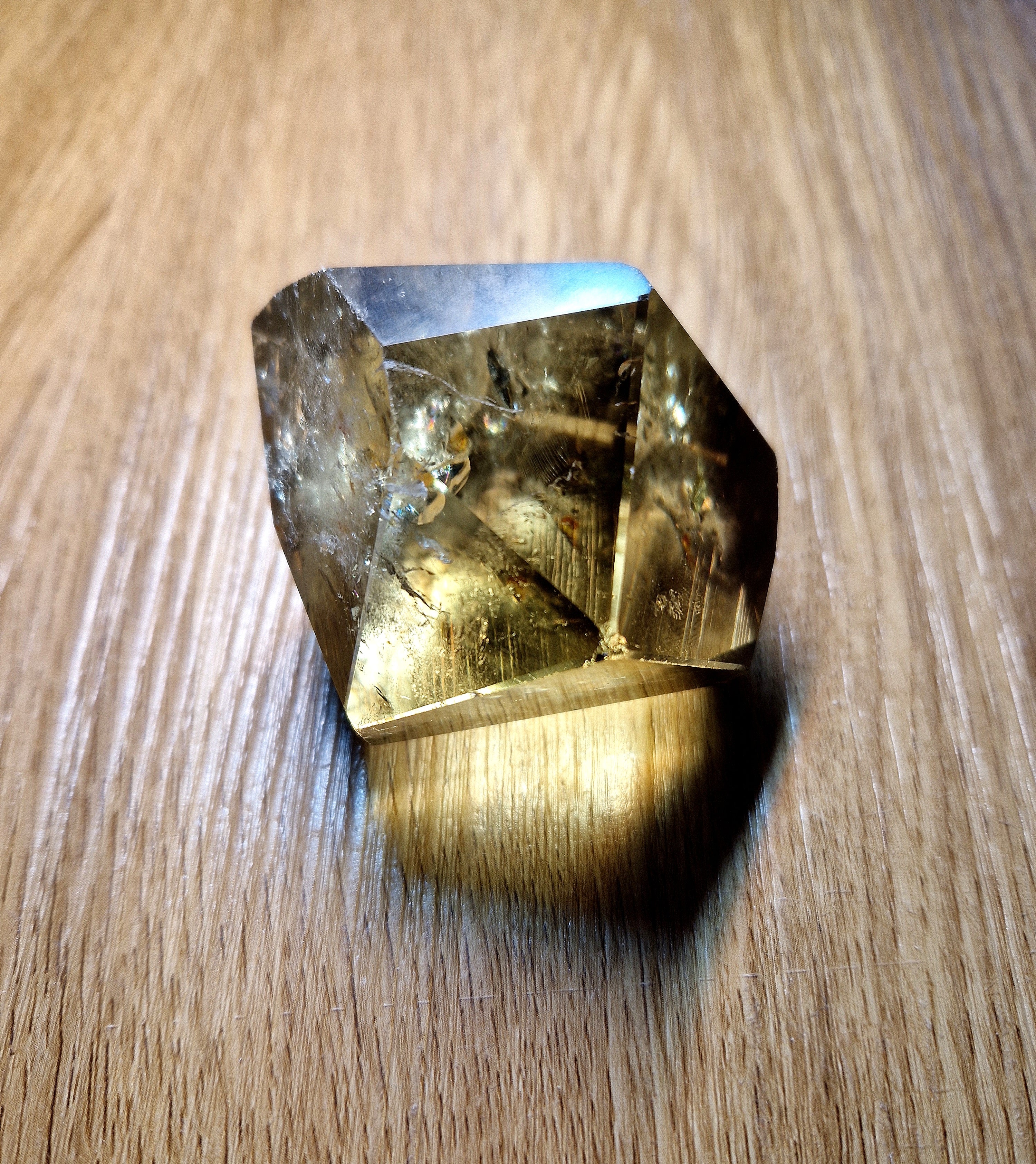 ✨ Golden Healer Citrin Quarz – kraftvoller Lichtträger mit Tiefe ✨