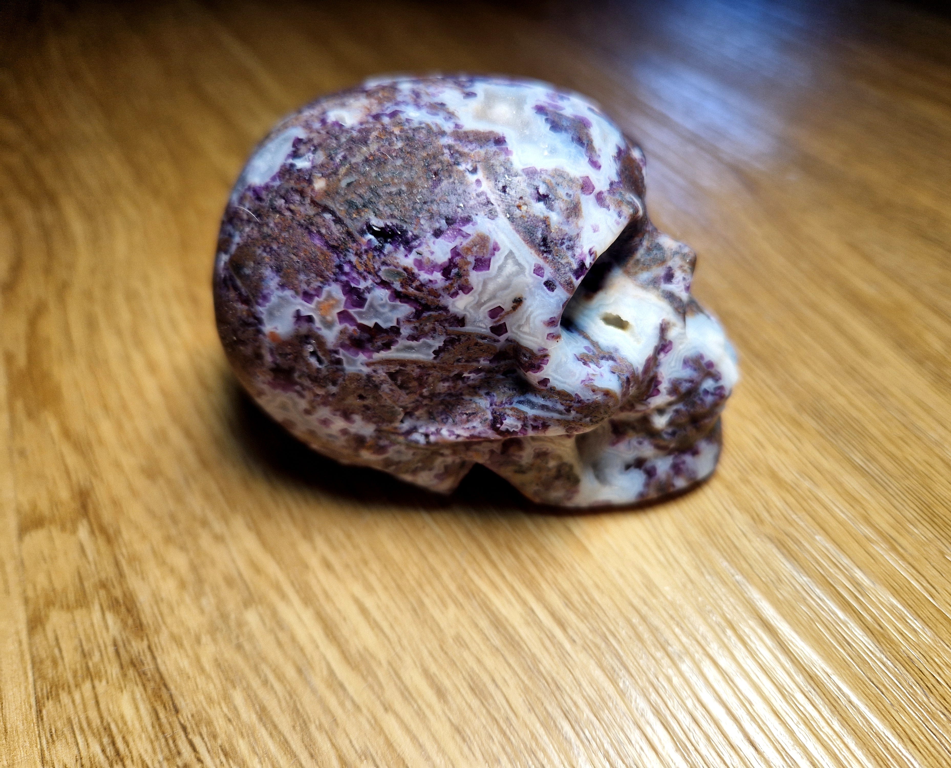 Testa di drago in agata arborea – Intagliata a mano | 555 g | 12 cm