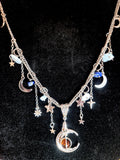 Mystische Mond Halskette mit baltischem Bernstein, Sodalith & Aquamarin – Handgefertigter Edelsteinschmuck