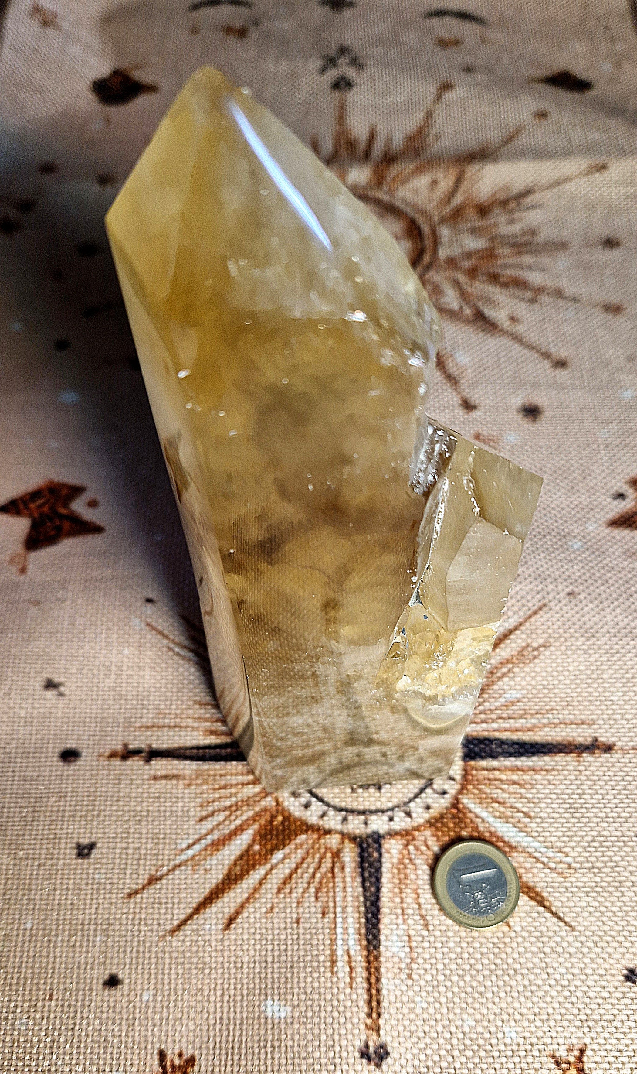 ✨ Temple of Light – Natur Citrin Doppelspitze