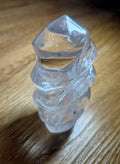 Gedrehter Bergkristall – handpolierte Spiralform 12cm hoch 414 g