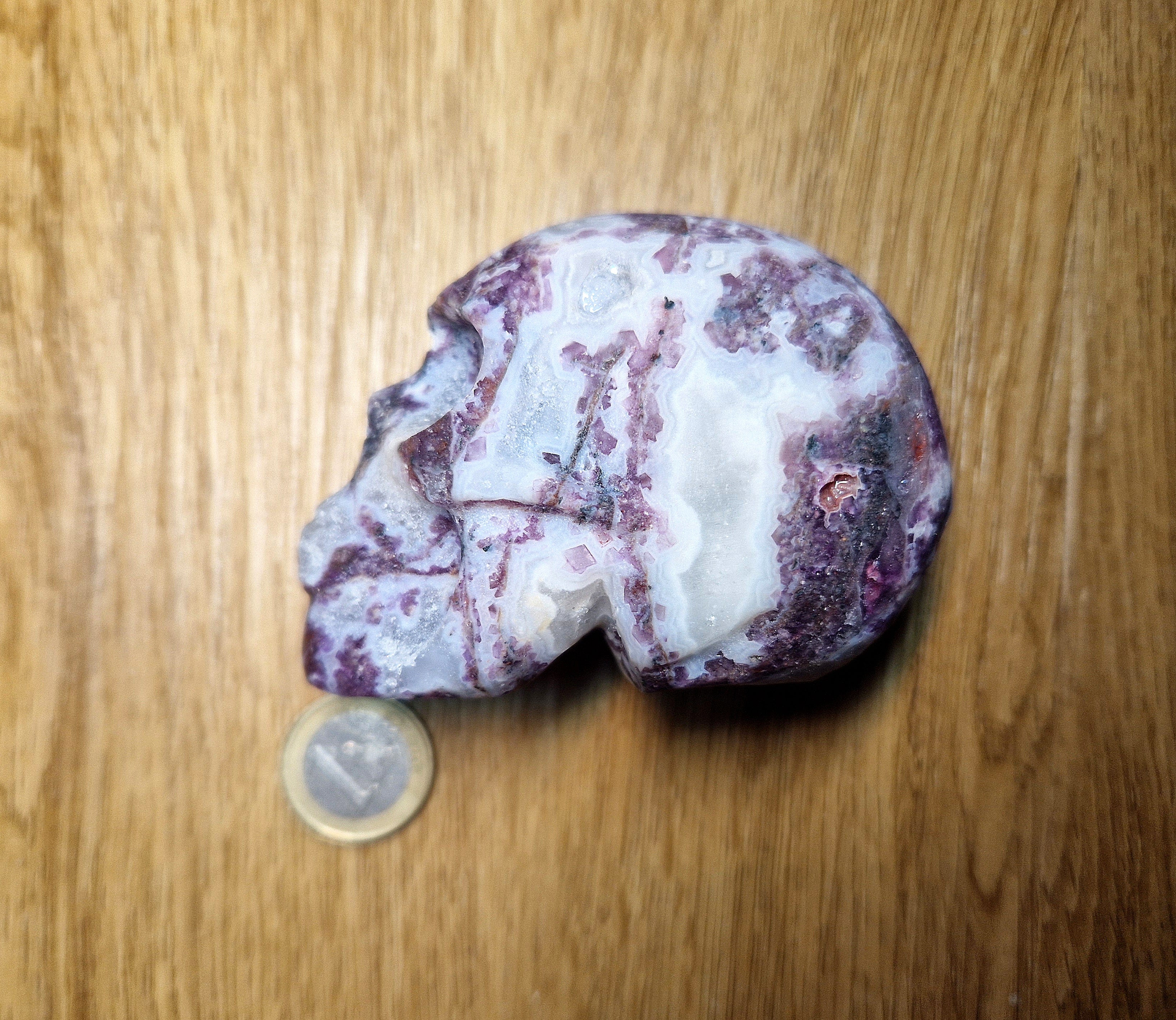 💀 Lepidolith-Achat Kristallschädel mit Quarzdrusen – 425 g – Wunderschönes Unikat 💜