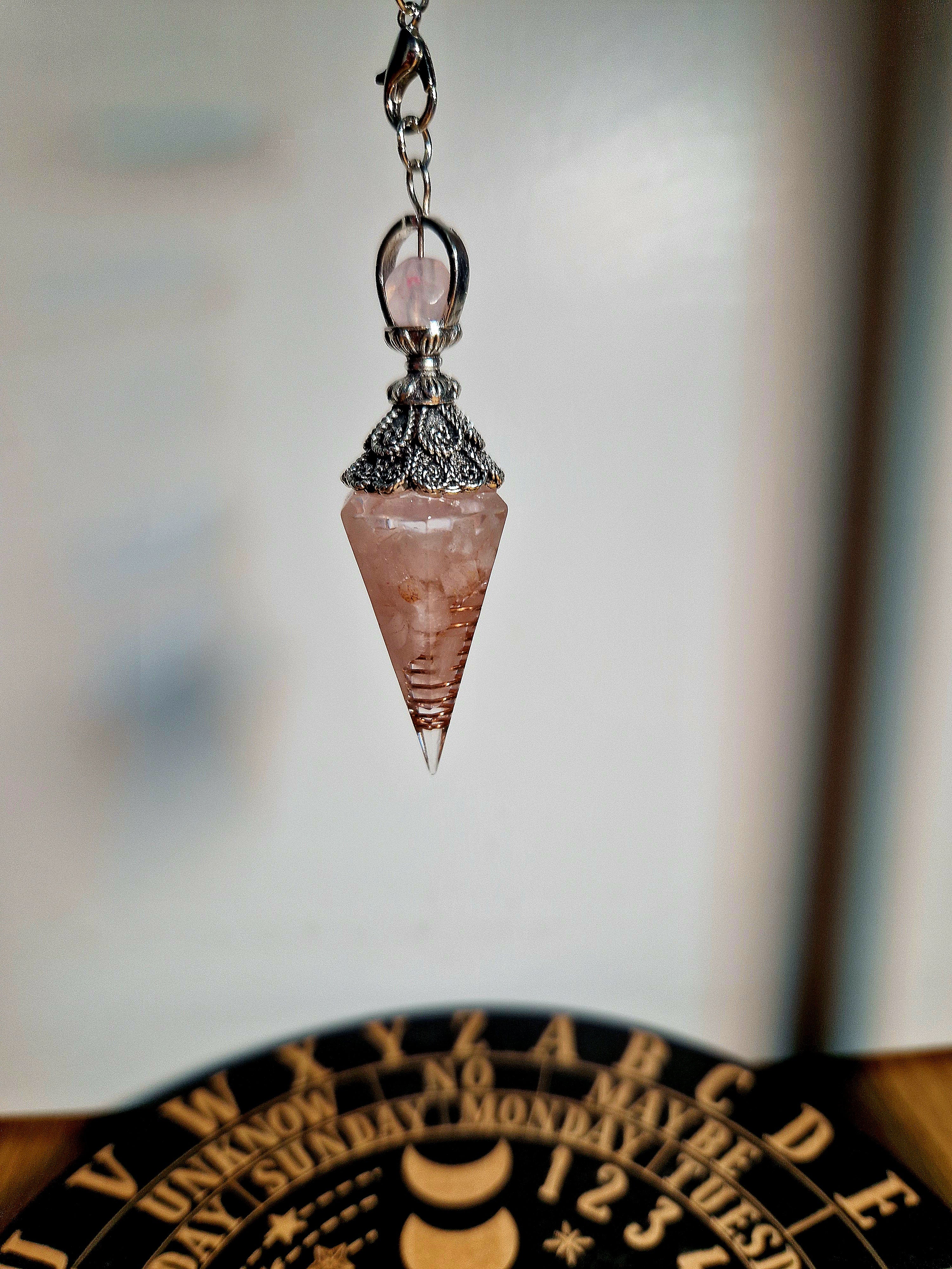 🌹 Orgonit Pendel mit Rosenquarz & Kupferspirale 🌹