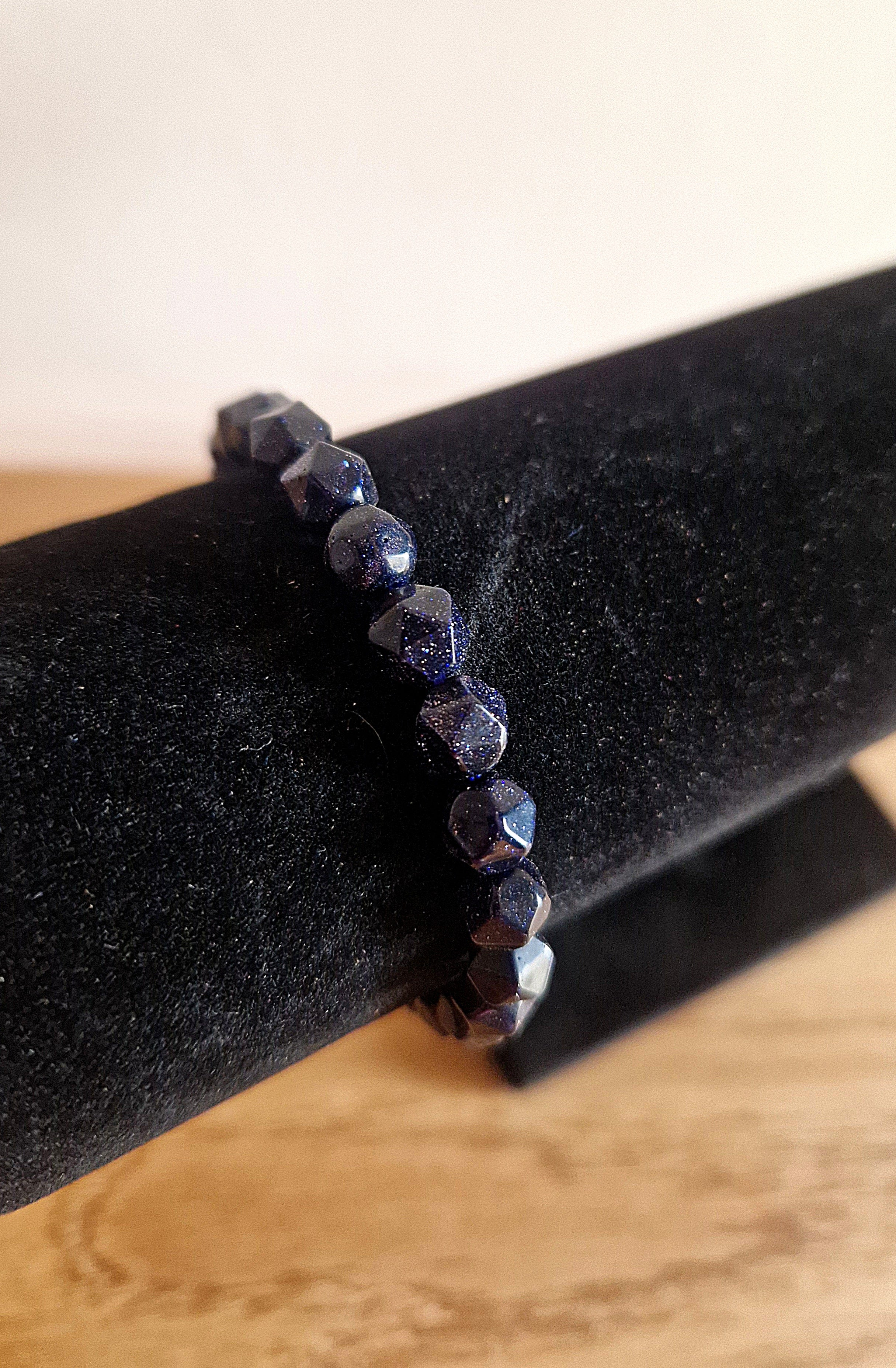 Blaufluss Armband – Funkelnder Nachthimmel 💙✨