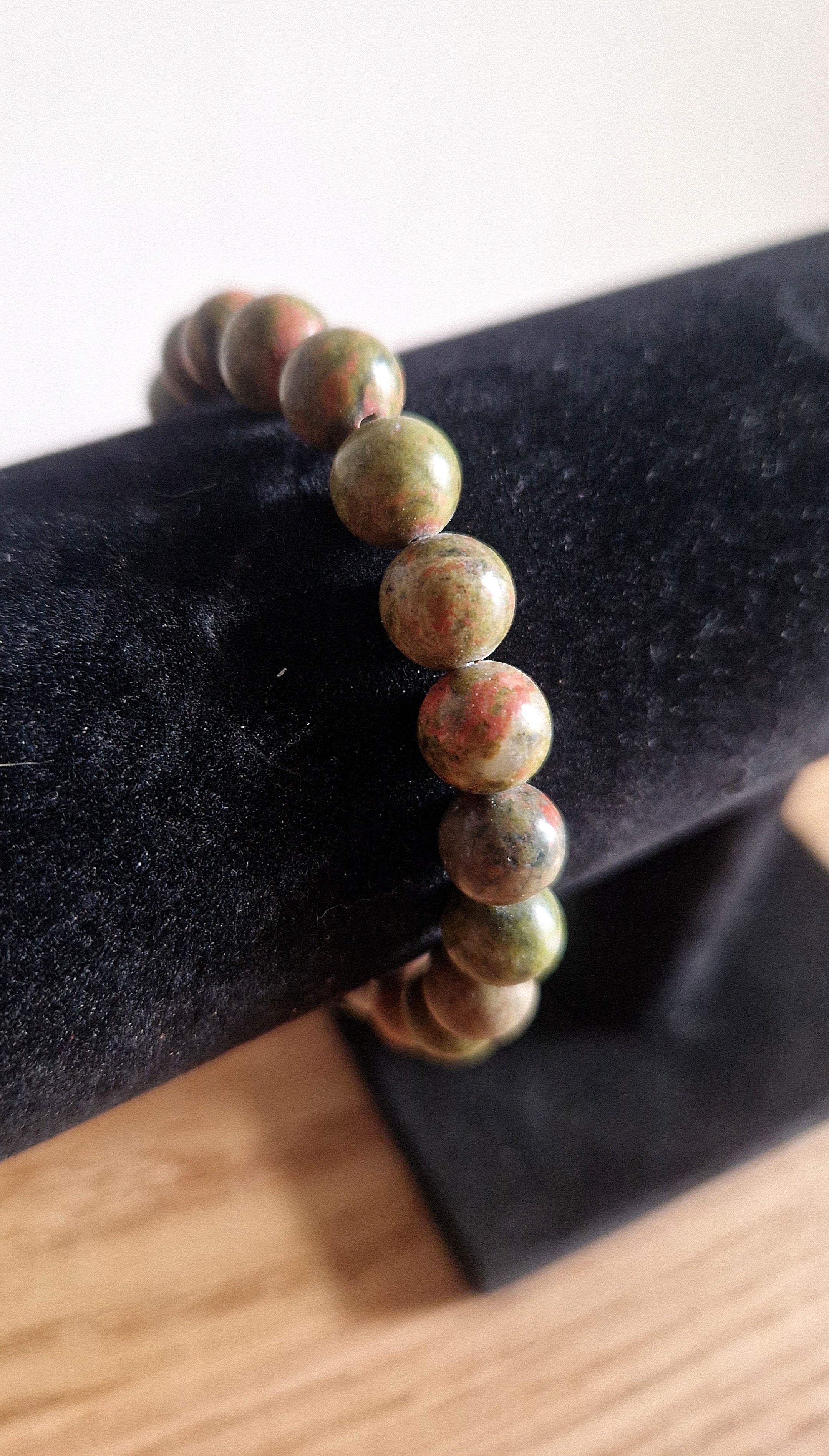 Unakit Armband – 8 mm Naturstein