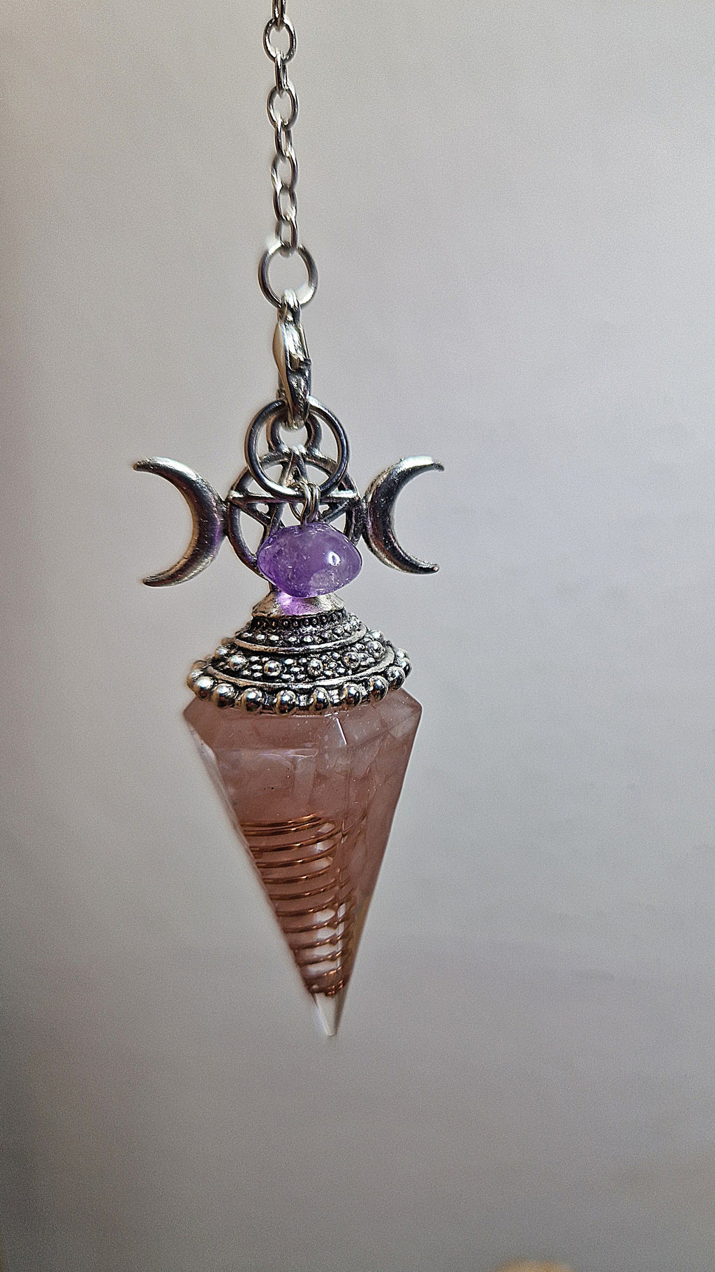 Orgonit Pendel mit Rosenquarz & Kupferspirale