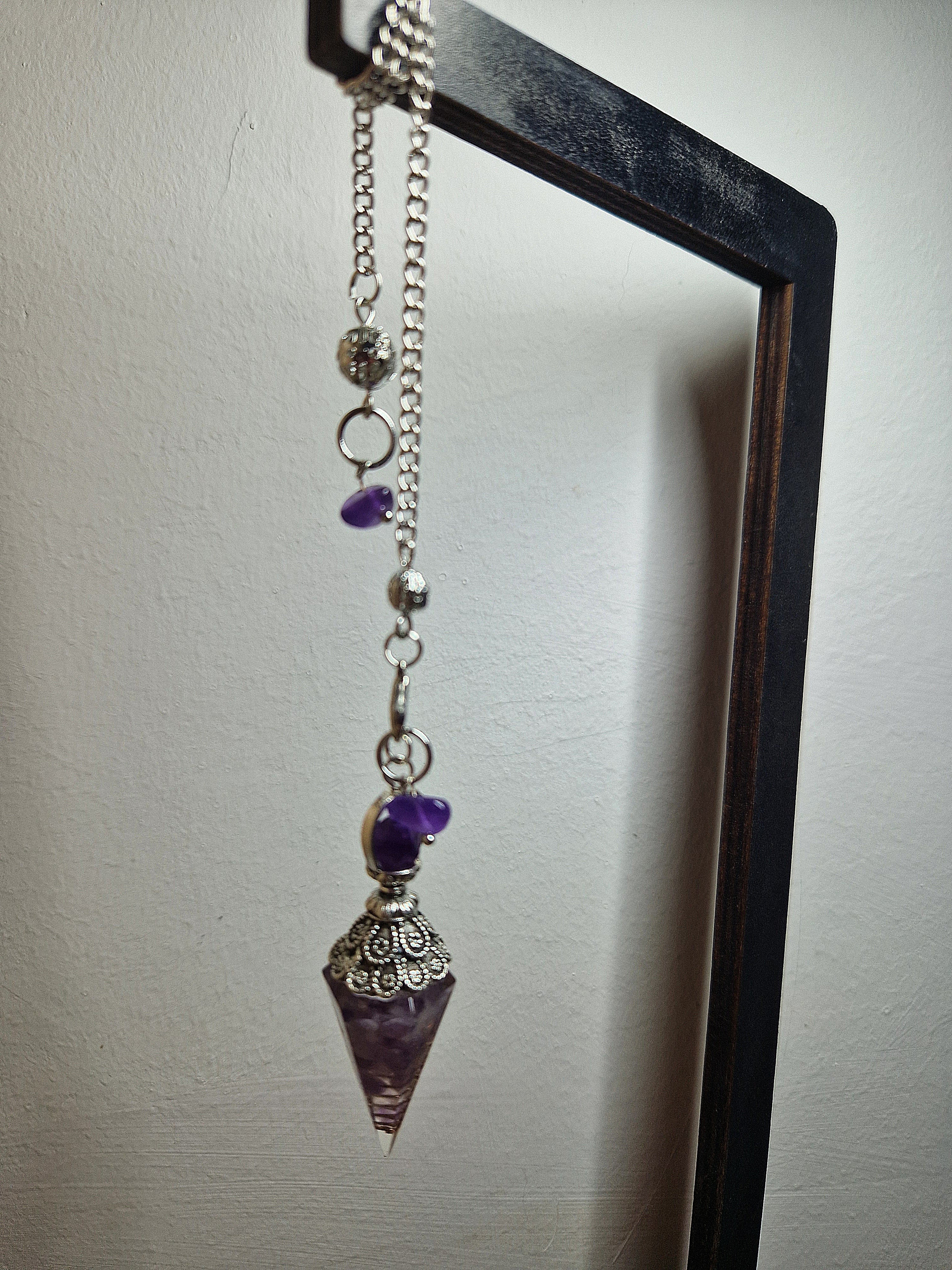 Orgonit Pendel mit Amethyst & Kupferspirale