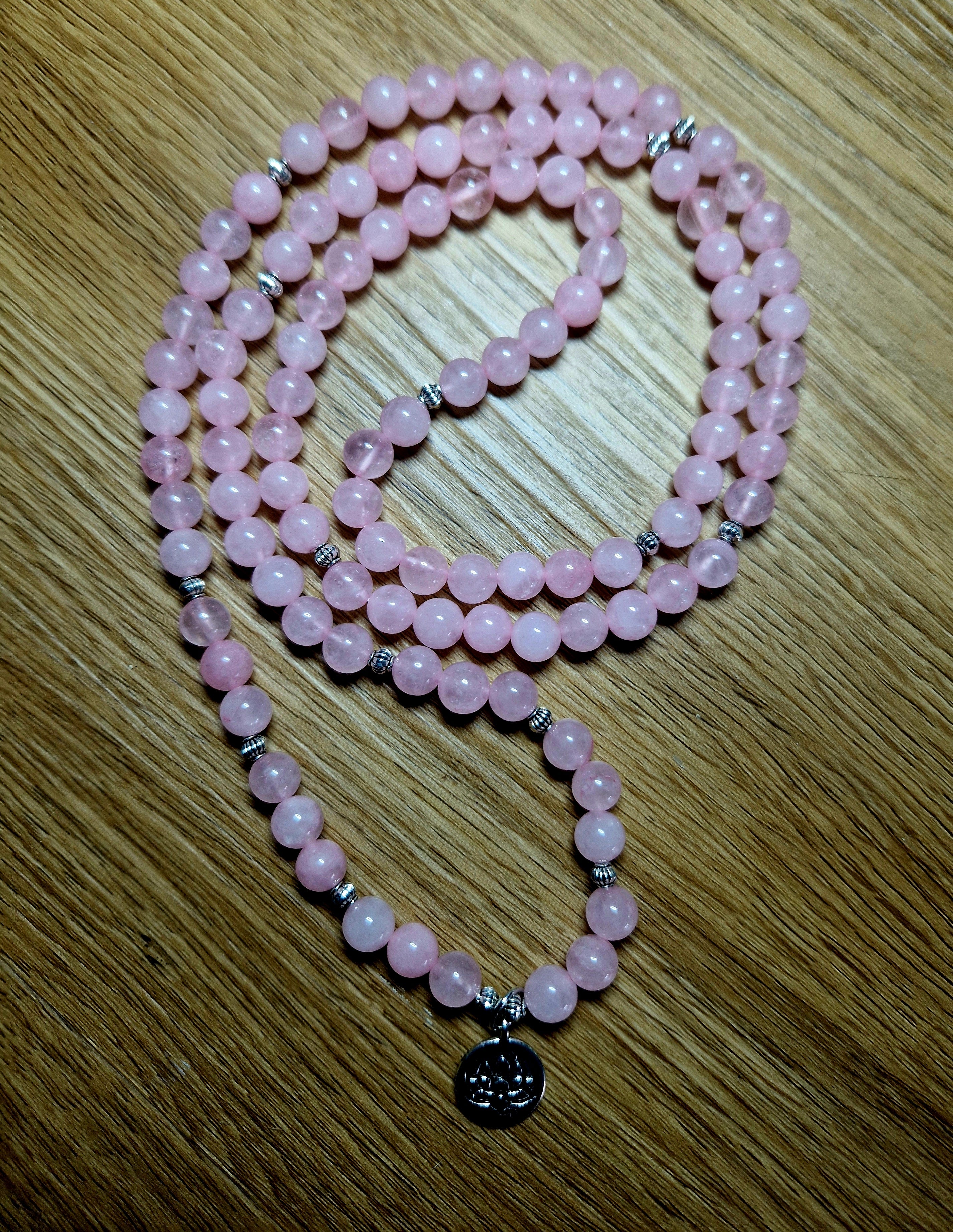 💗 Rosenquarz Halskette mit Lotus-Anhänger – handgefertigtes Unikat 💗