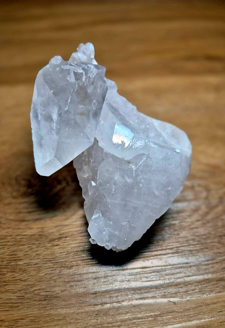 Cristallo di rocca naturale grezzo – Pietra curativa trasparente da 62 g per la purificazione e il lavoro energetico