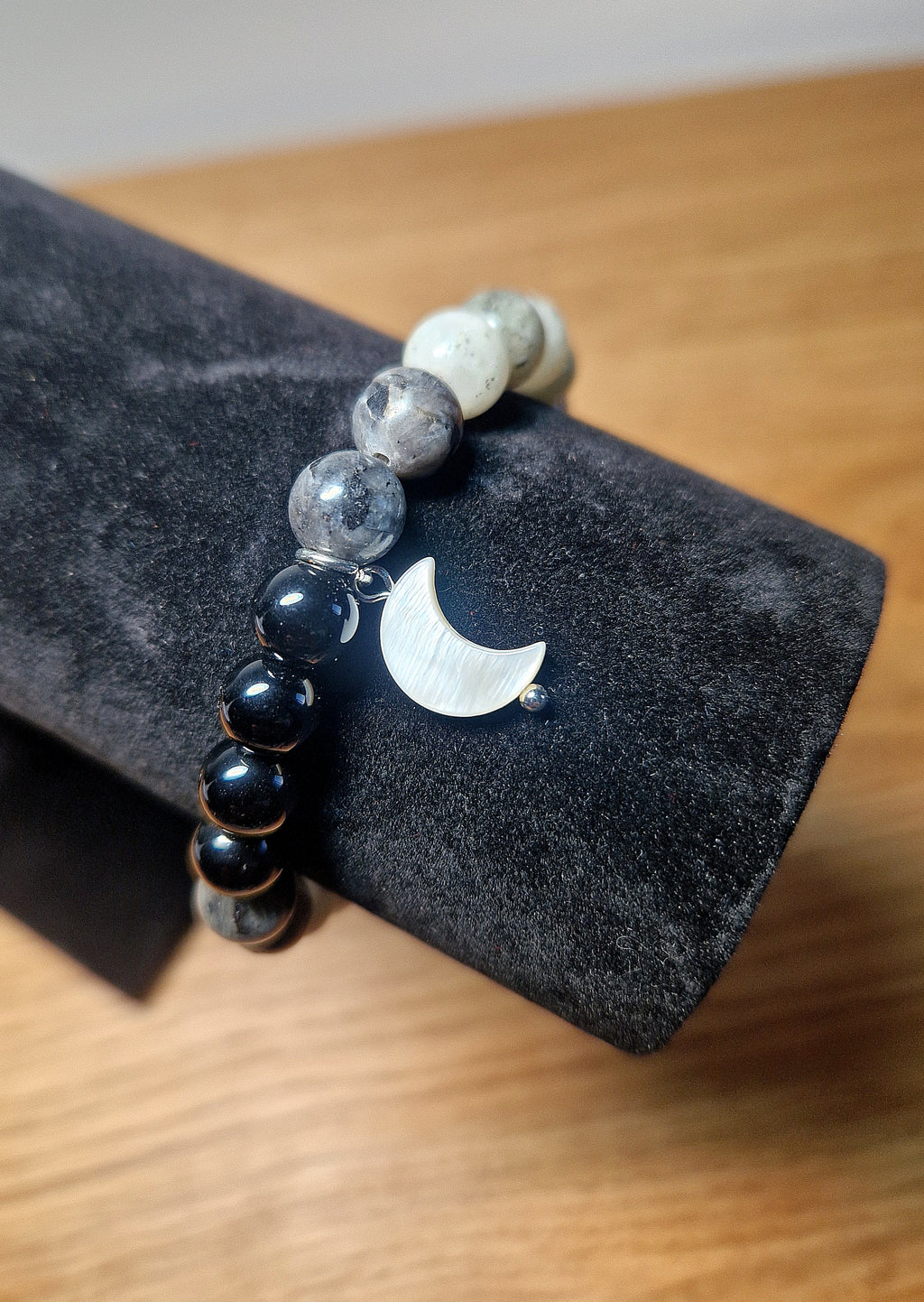 Mondlicht Armband – Turmalinquarz, Bergkristall, Labradorit & Mondstein