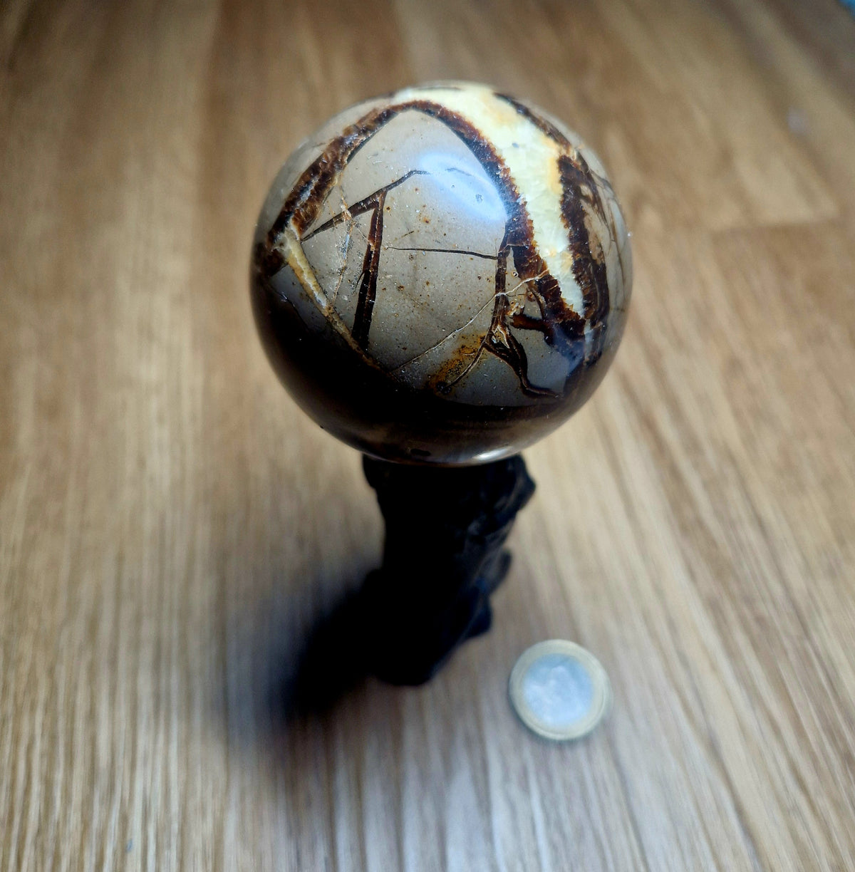 🌍 Septarien Kugel – ca. 322g  6,1 cm Unikat